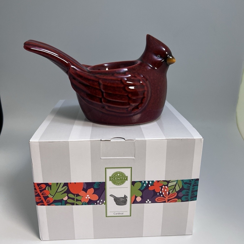 Scentsy Red Cardinal Bird Element Wax Warmer Retired/RARE 2013 NEW in Box